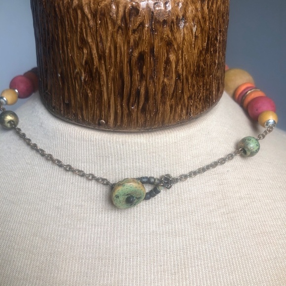 Womens Pink/Gold Wood Neck Piece. - Picture 2 of 2